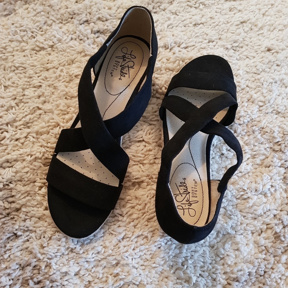 NEW Life Stride microsuede wedge shoes 8.5